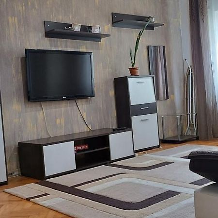 Lora'S House Διαμέρισμα Oradea Εξωτερικό φωτογραφία